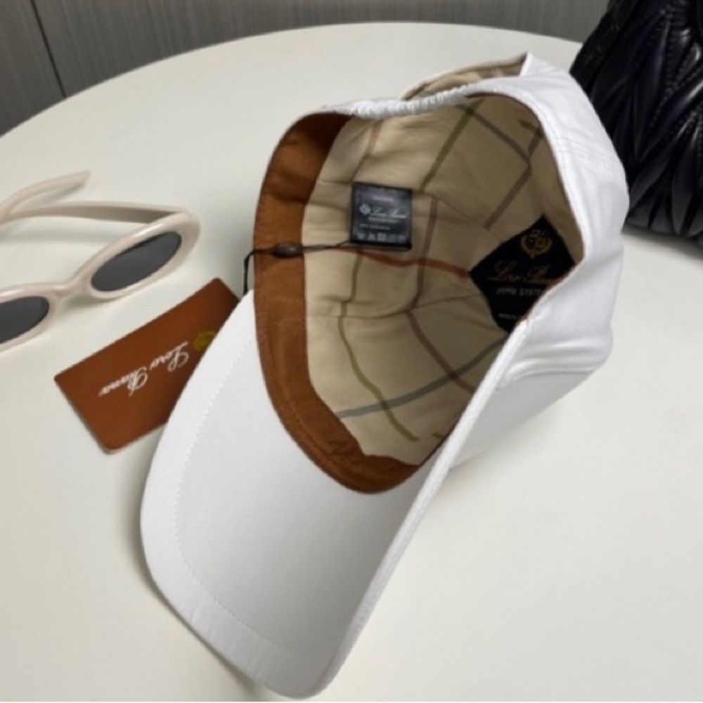 Everyday Essential Loro Piana White Hat - Picture 5 of 6